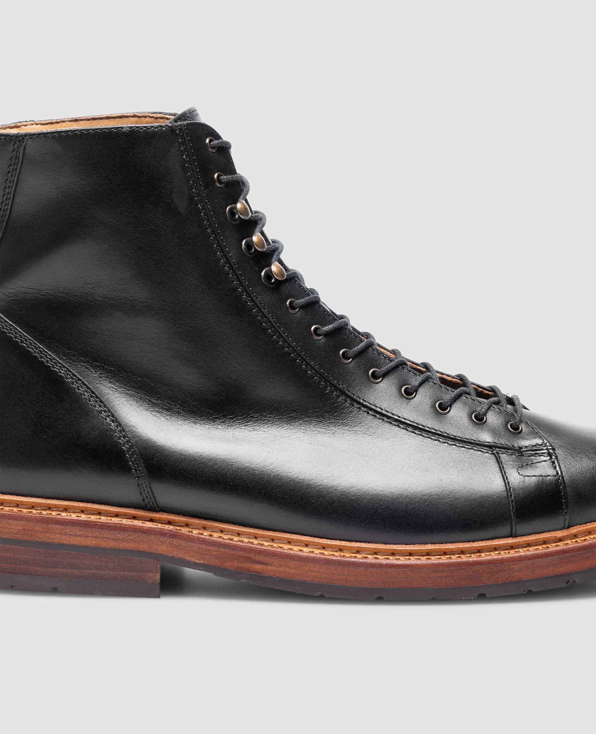 Heinrich Dinkelacker Men's Rio Plain BC - Black