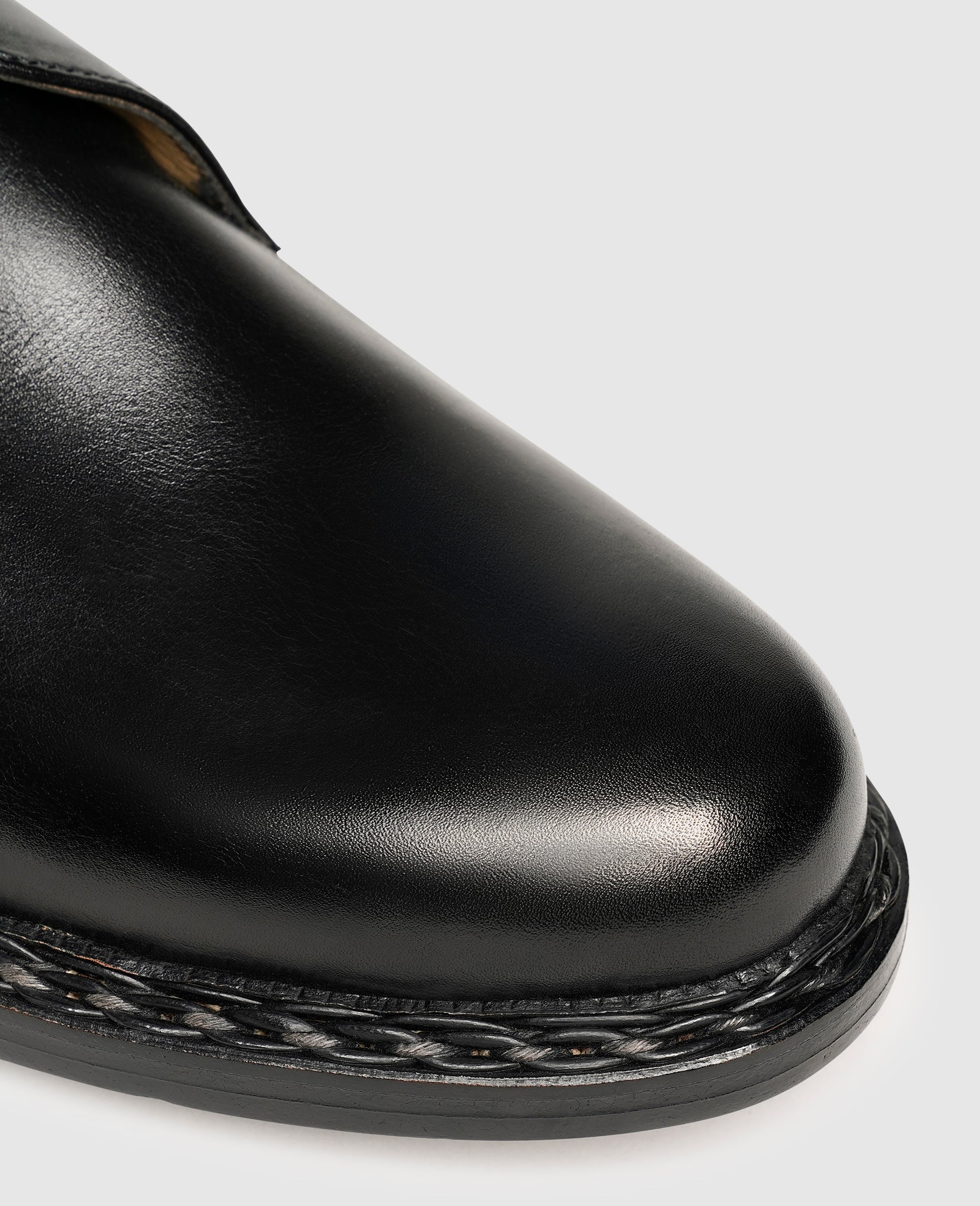 Heinrich Dinkelacker Men's Buda Plain SC - Black