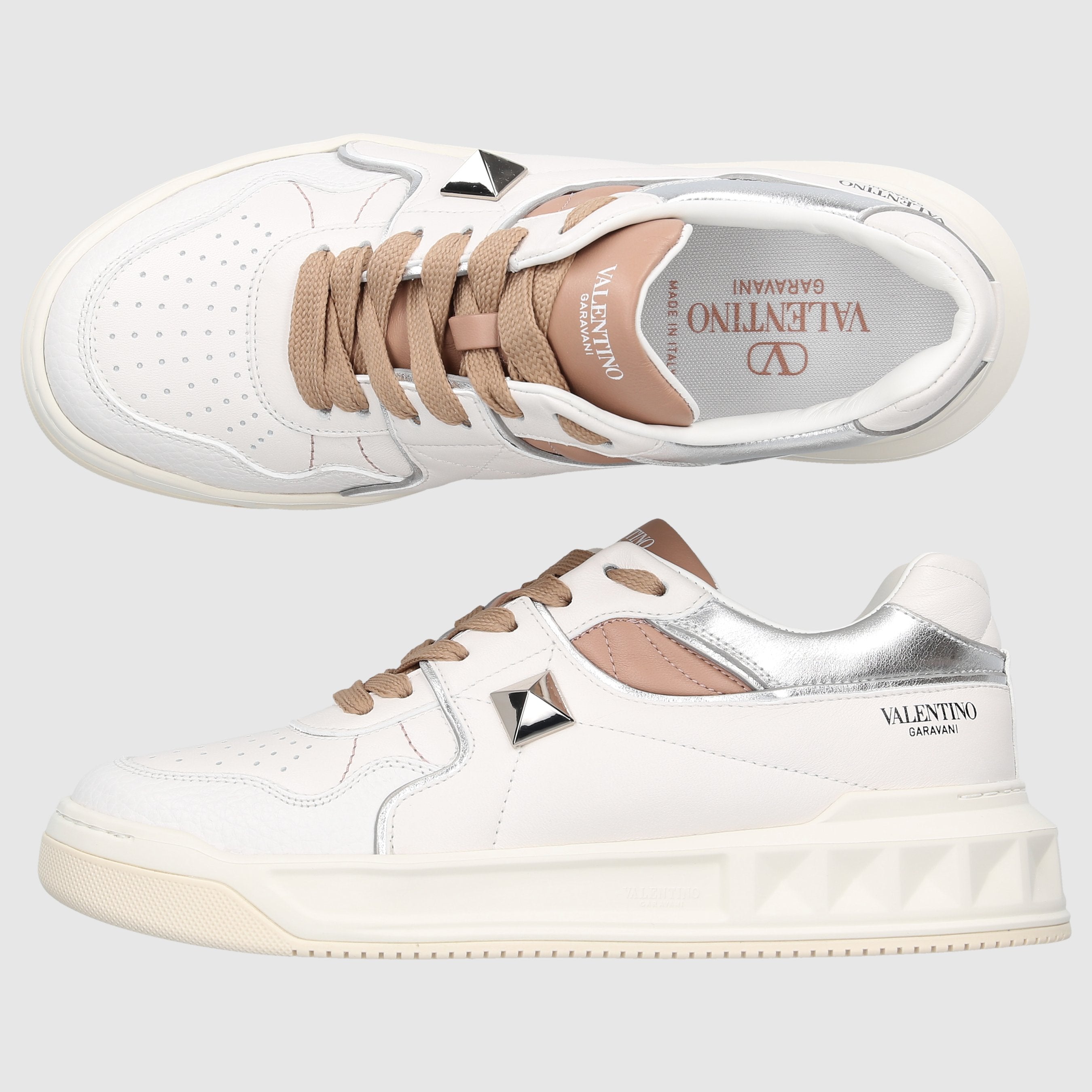 Valentino Garavani women's low-top sneakers ONE STUD made of calfskin leather.