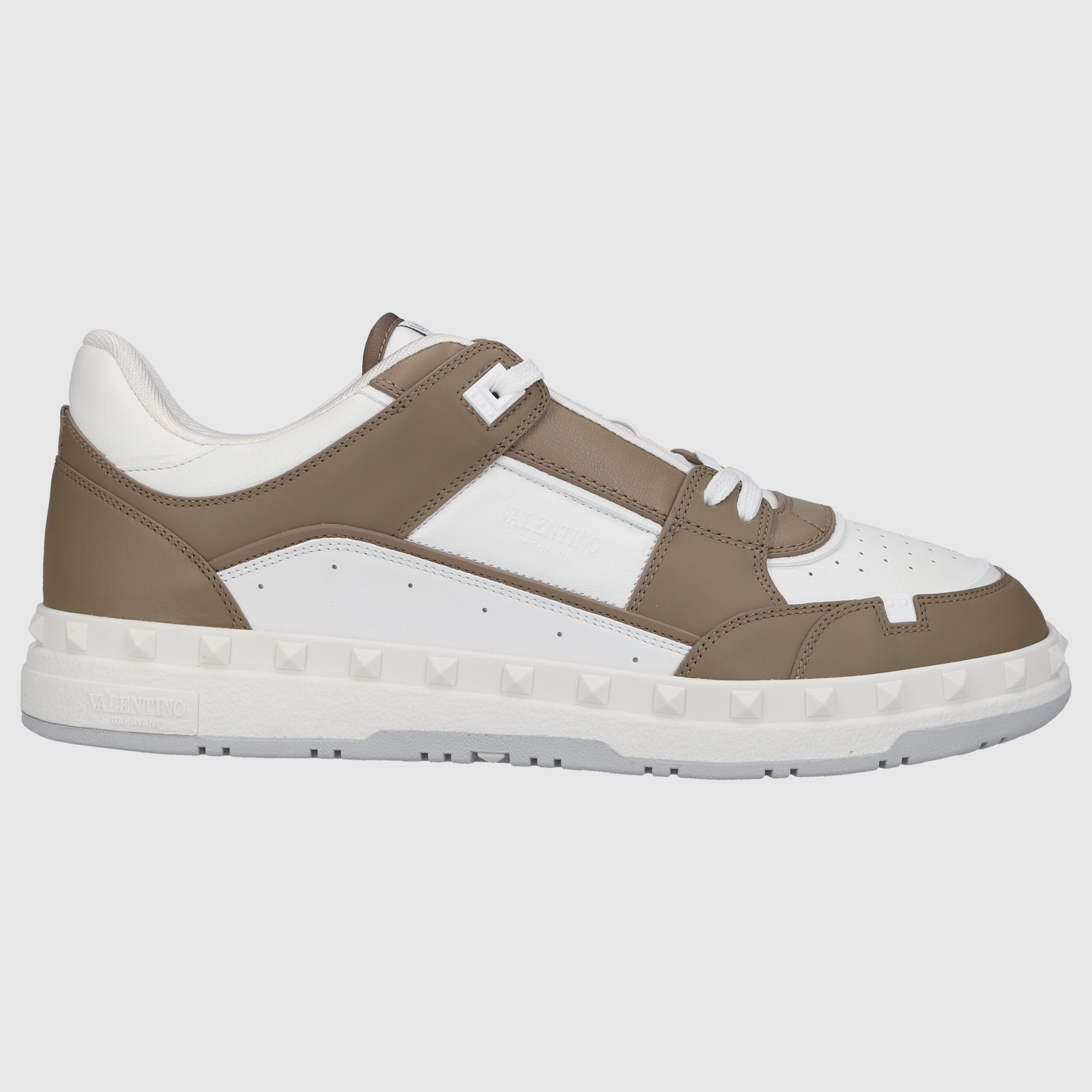 Valentino Garavani Herren Sneaker low FREEDOTS Kalbsleder