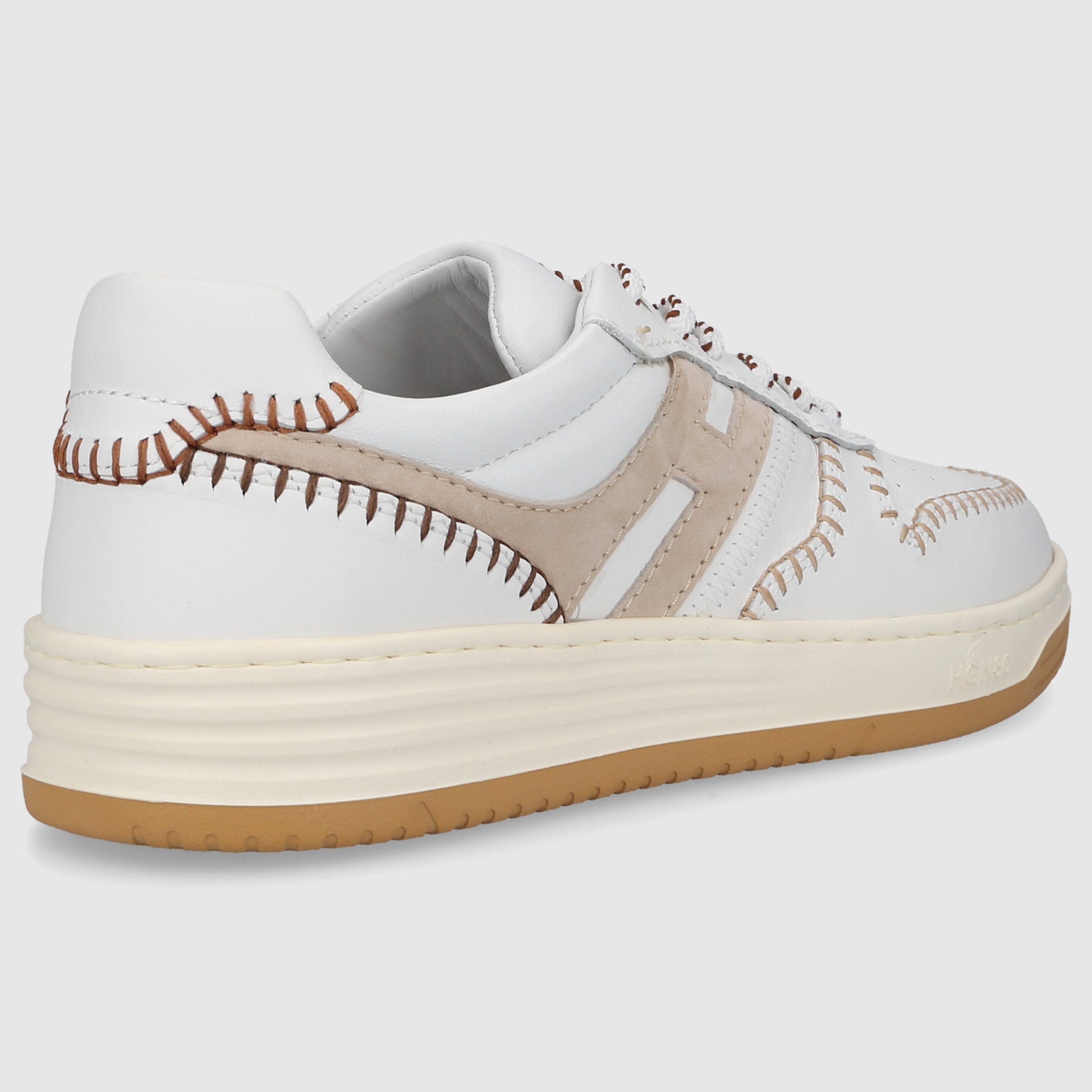 Hogan women's low-top sneakers made of H630 calfskin.