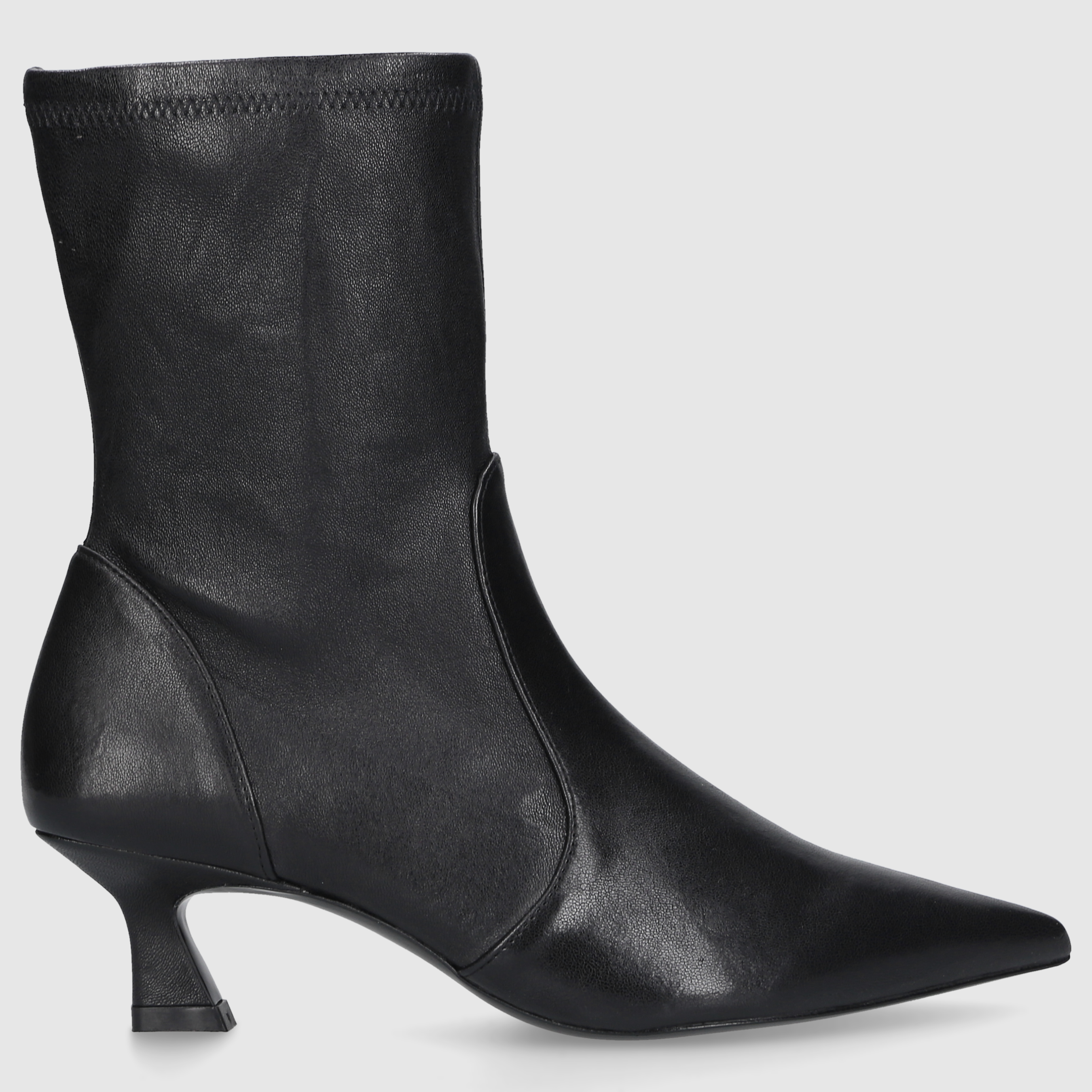 Stuart Weitzman Damen Boot VINNIE BOOTIE 50 Black