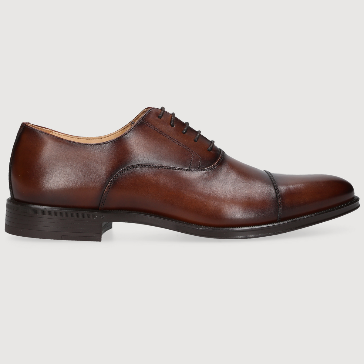 Henry Stevens Herren Klassiker Wes Captoe Mittelbraun