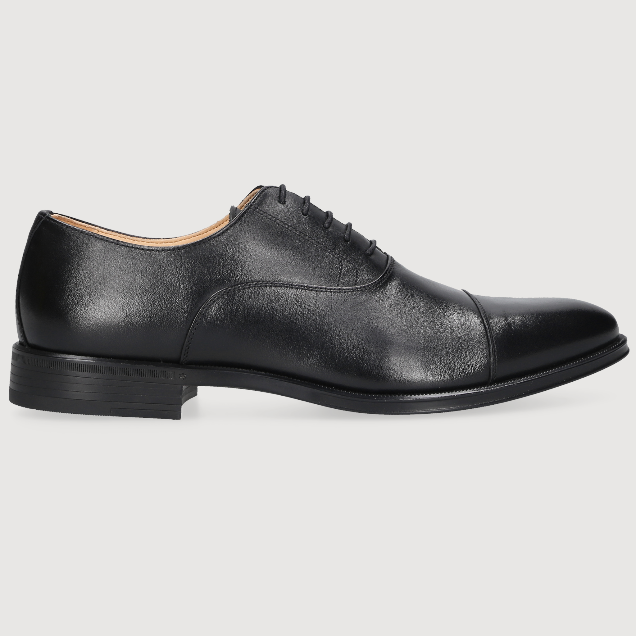 Henry Stevens Herren Klassiker Wes Captoe Schwarz