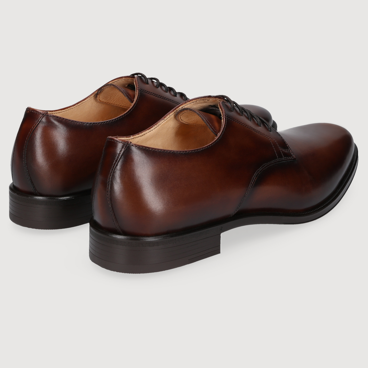 Henry Stevens Herren Klassiker Wes Plain Mittelbraun