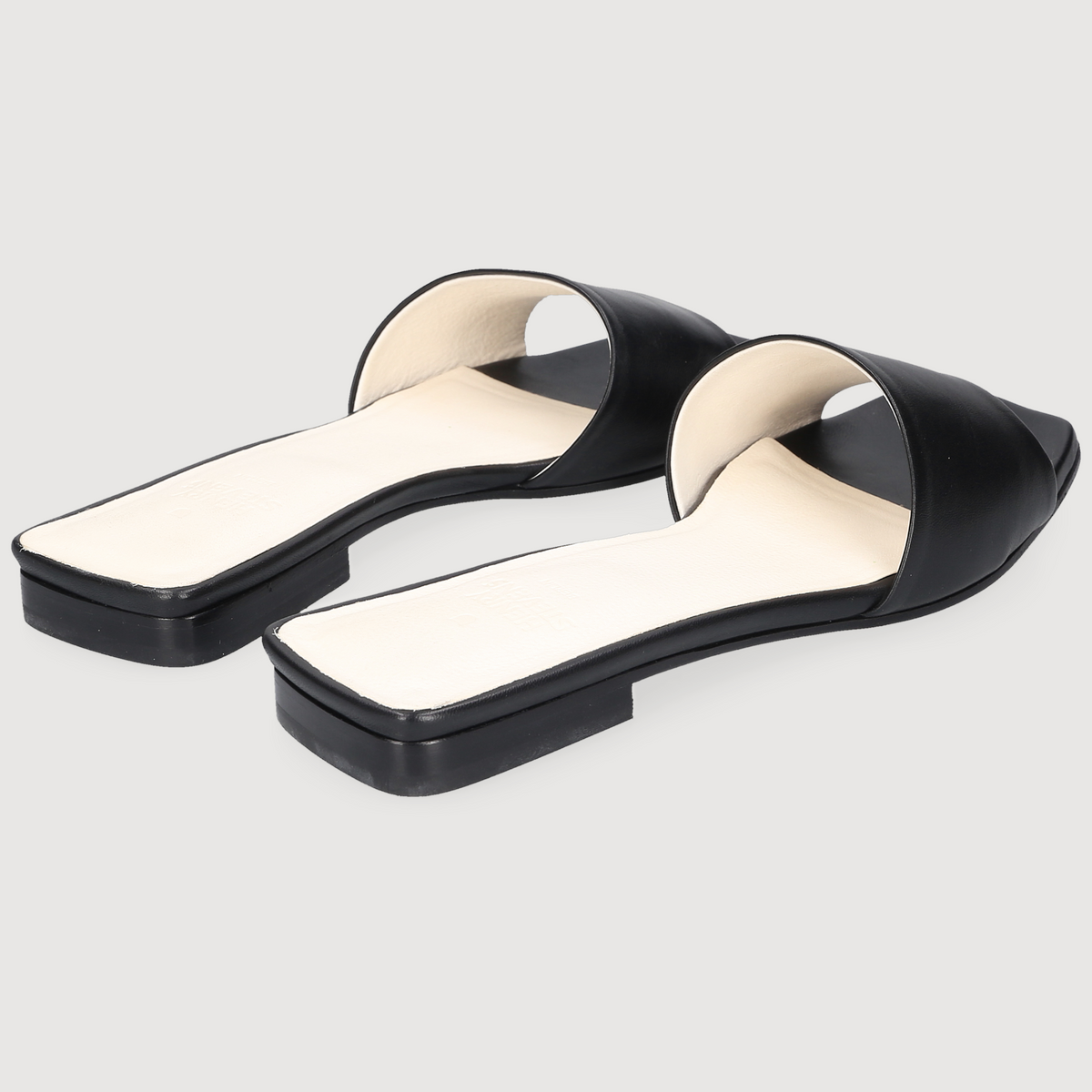 Henry Stevens Damen Sandale Harper Plain Schwarz