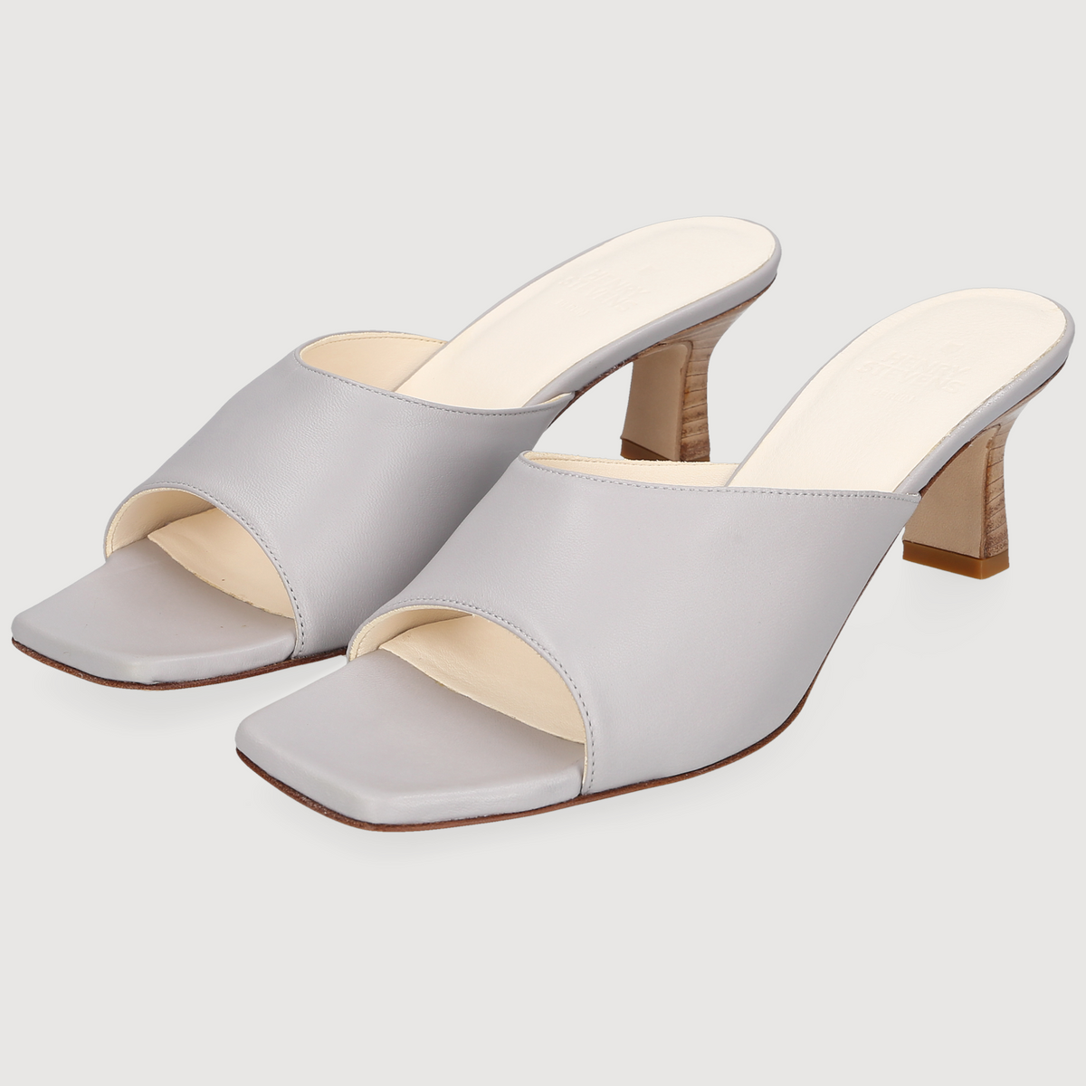Henry Stevens Women's Sandal Harper Plain Gray
