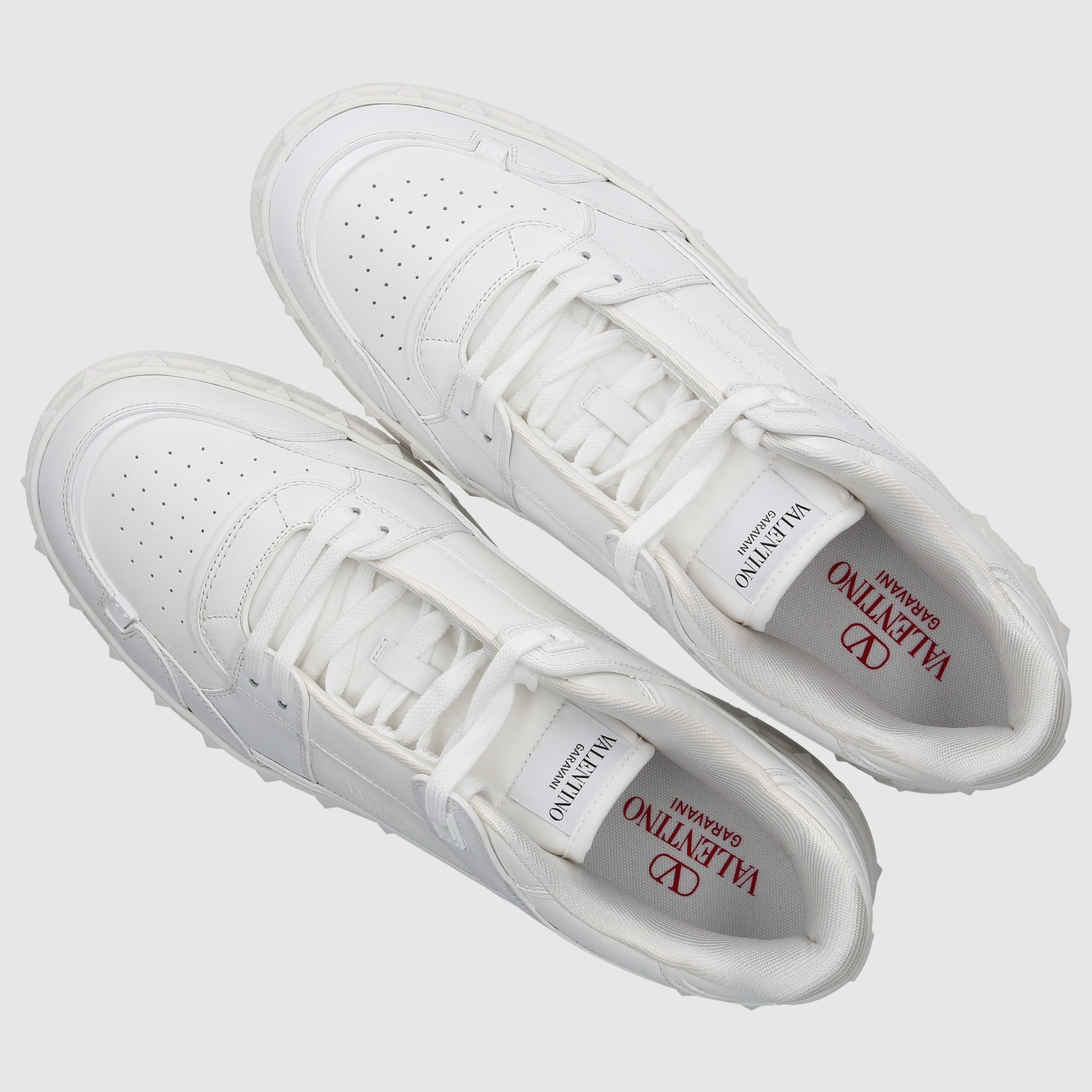 Valentino Garavani Herren Sneaker low FREEDOTS Kalbsleder