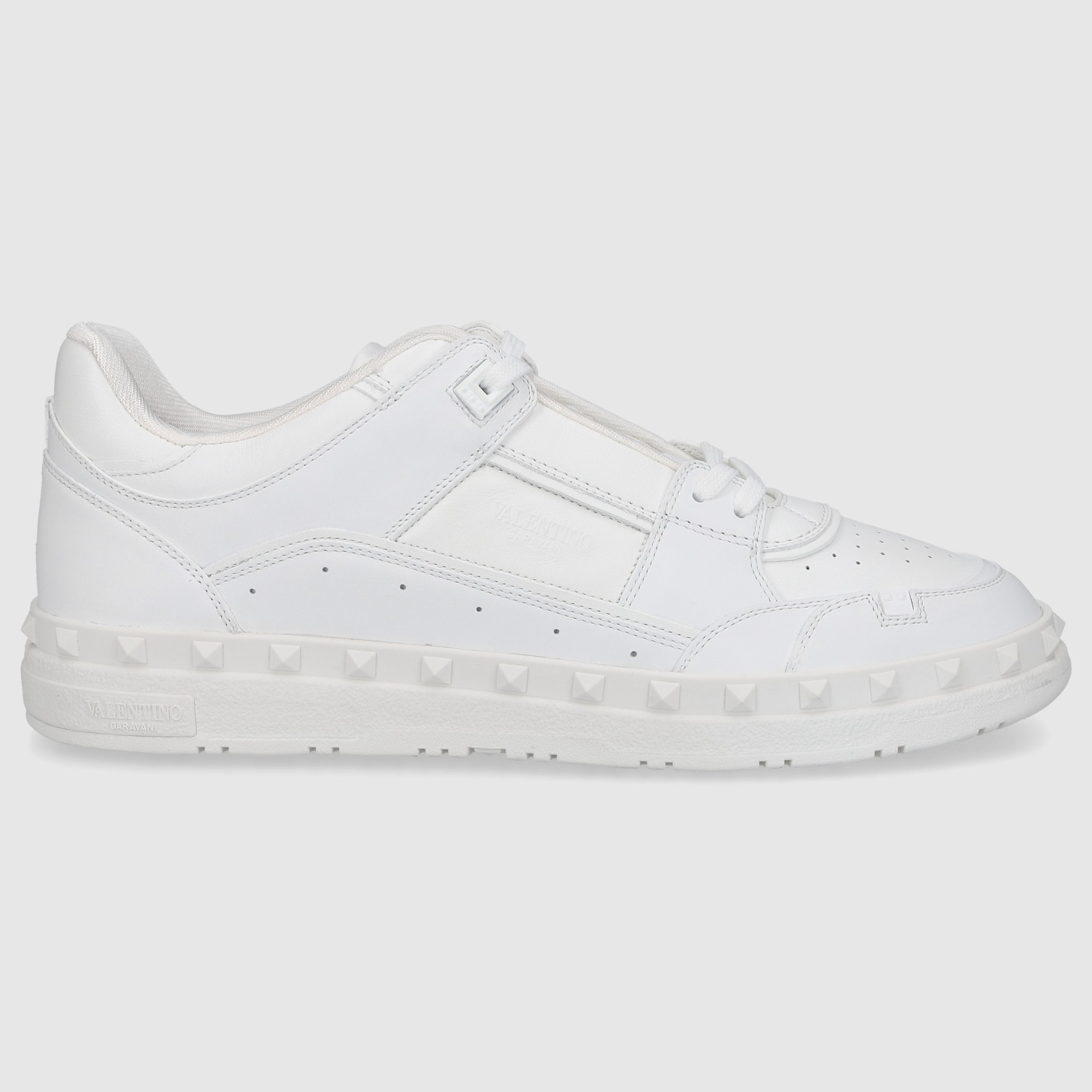 Valentino Garavani Herren Sneaker low FREEDOTS Kalbsleder