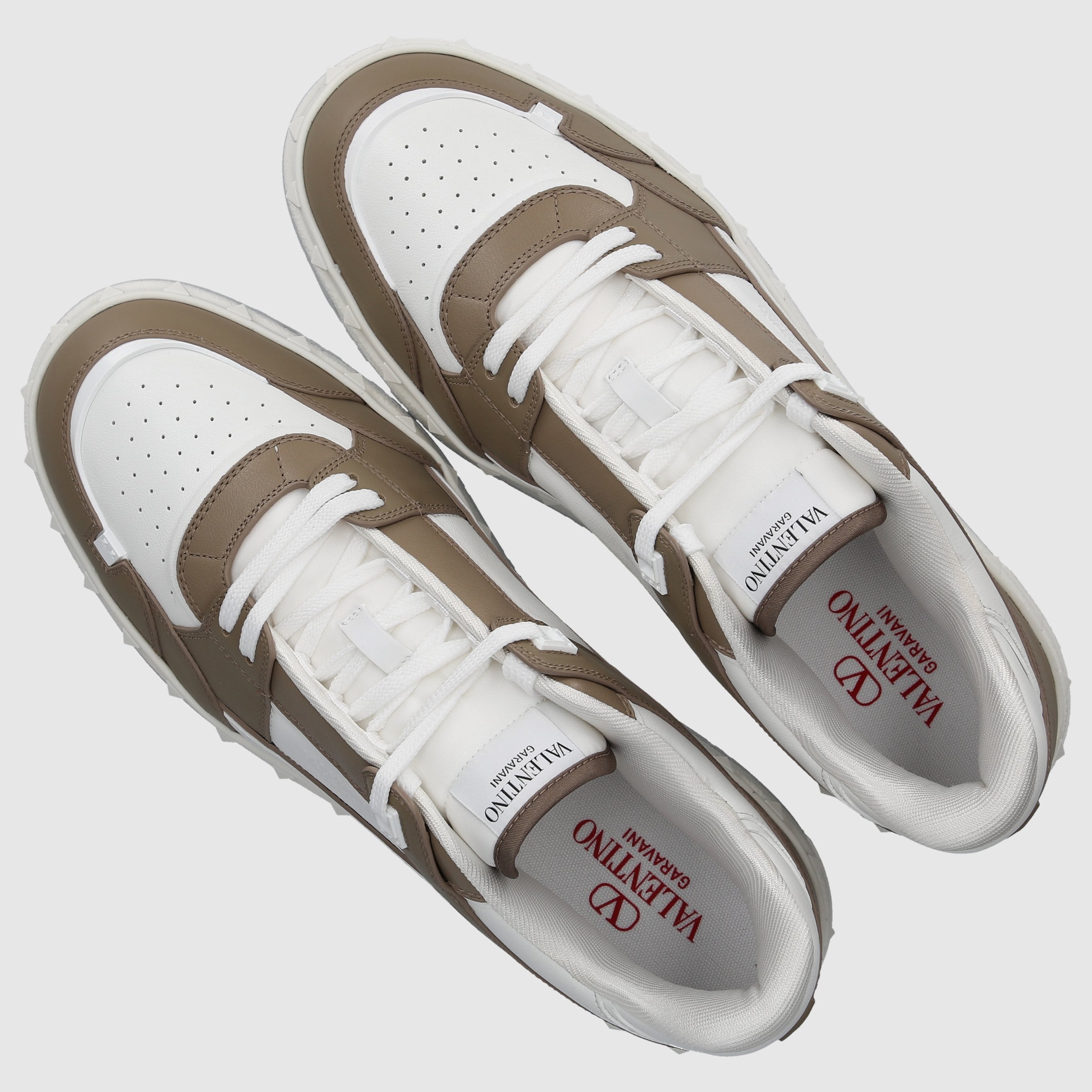 Valentino Garavani Herren Sneaker low FREEDOTS Kalbsleder