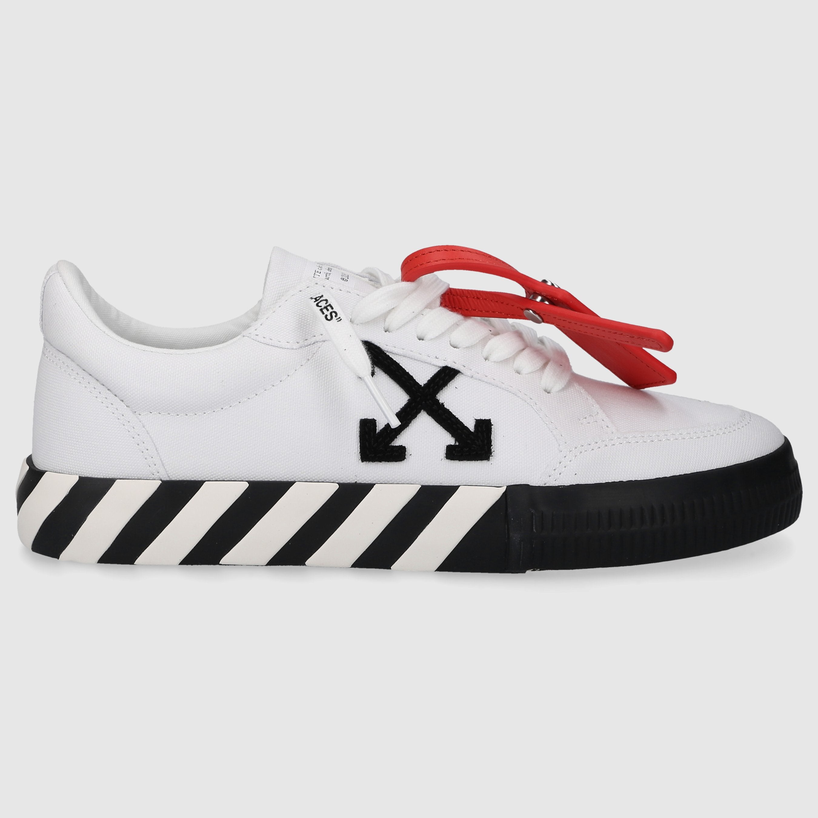 Off-White Herren Sneaker low VULCANIZED  Canvas
