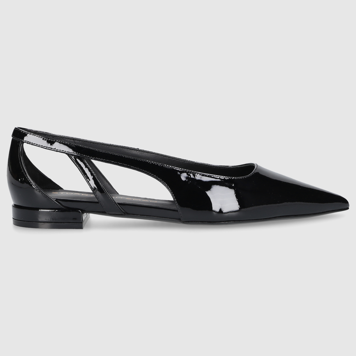 STUART PWR CTOUT FLA - Black