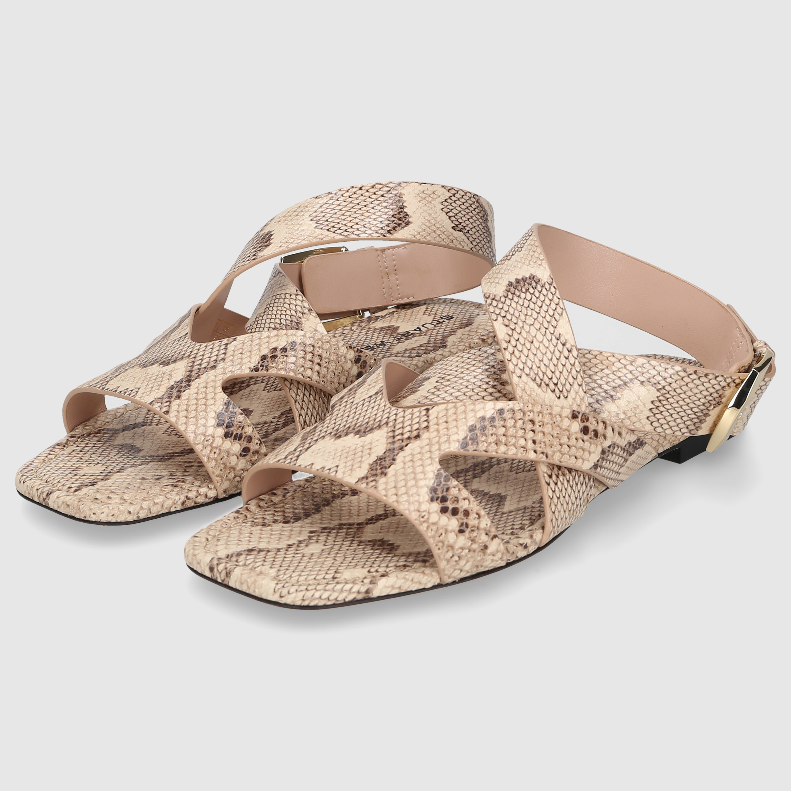 Stuart Weitzman Damen Sandale SAI SANDAL Adobe