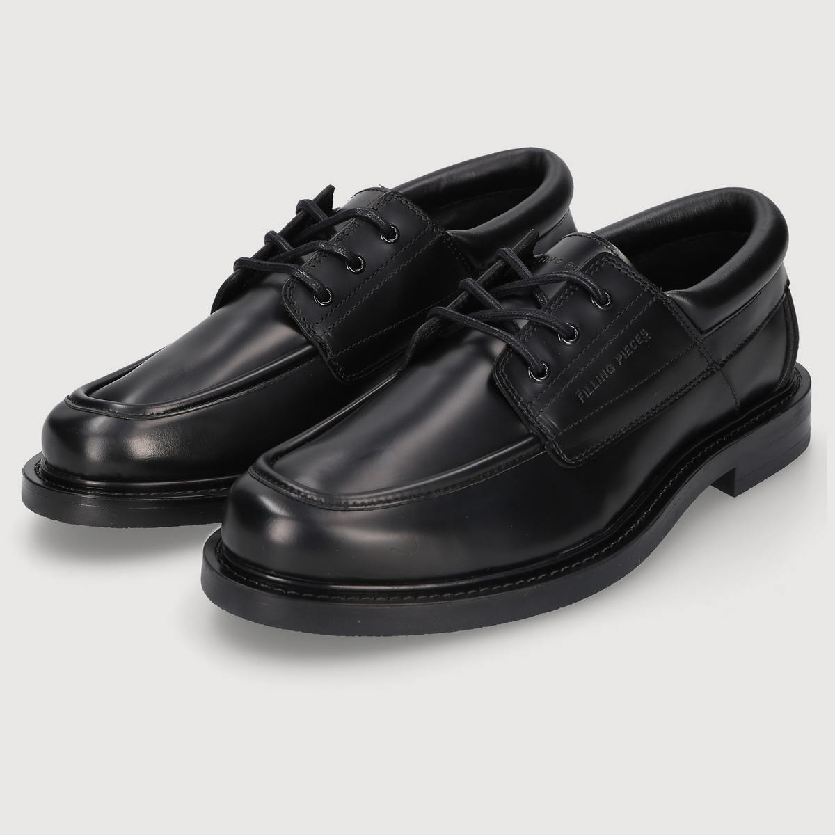 Low Deck Polido - Black