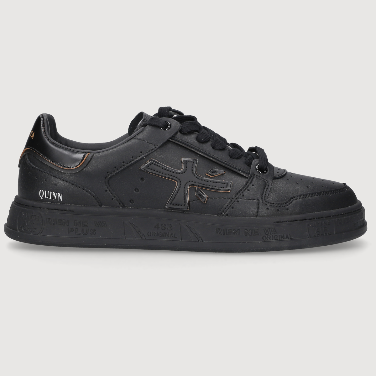 QUINN-VAR 8212 - BLACK