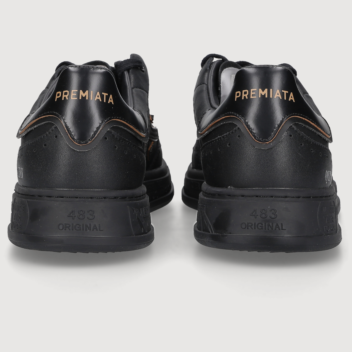 QUINN-VAR 8212 - BLACK